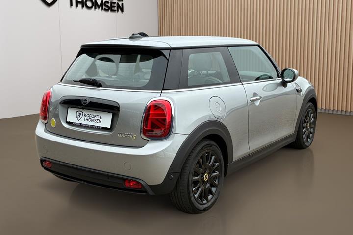 Grå Mini Cooper fra 2023