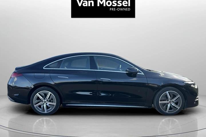 Sort Mercedes CLA250+ fra 2025