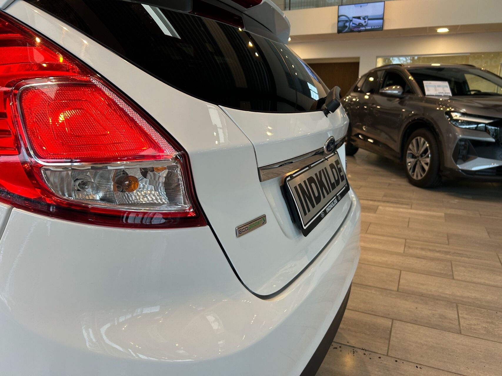 Hvid Ford Fiesta fra 2014