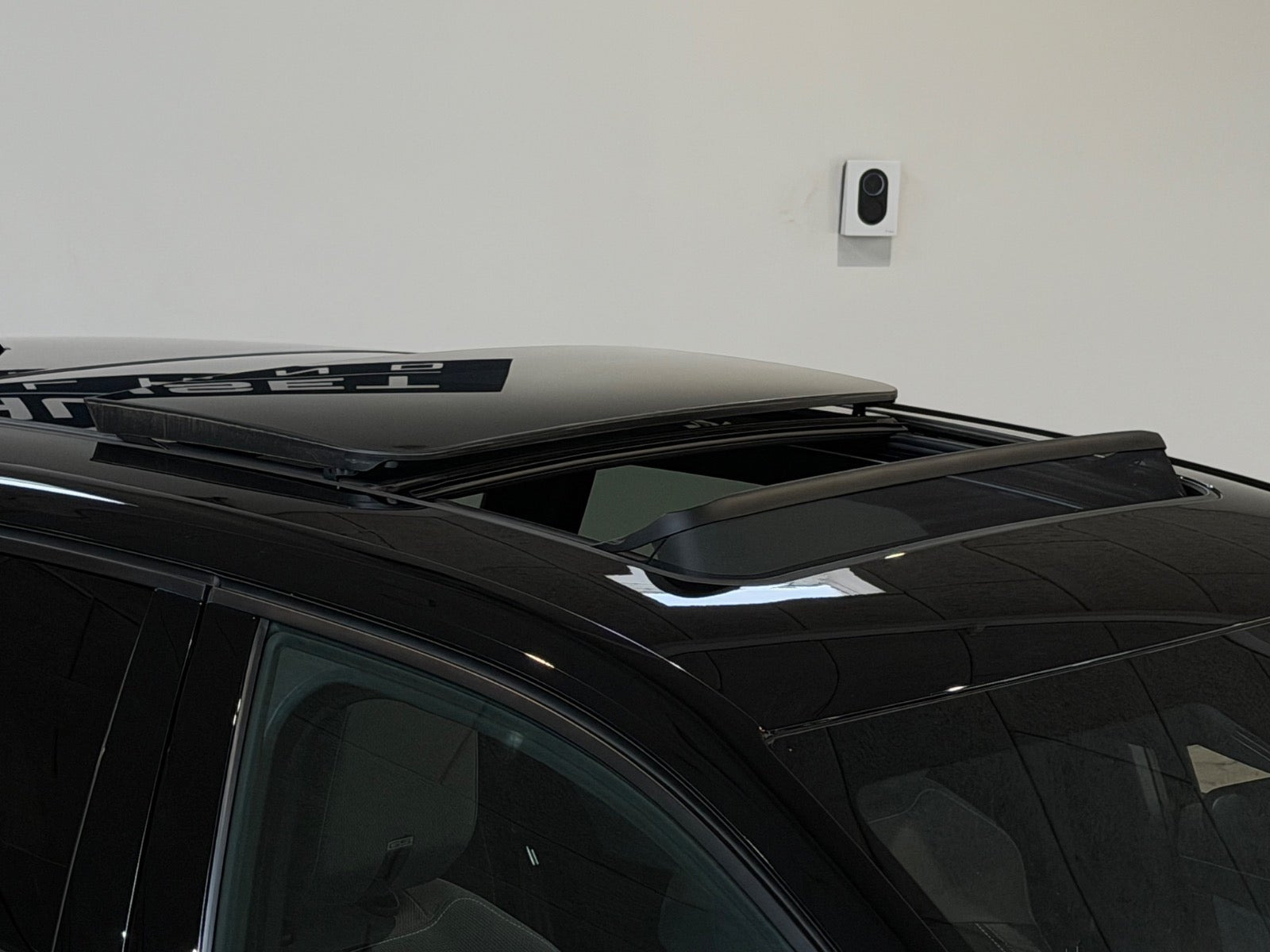 Sort Opel Grandland-e fra 2025