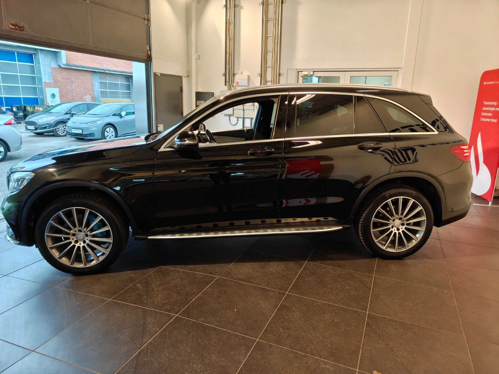 Sort Mercedes GLC350 e fra 2016