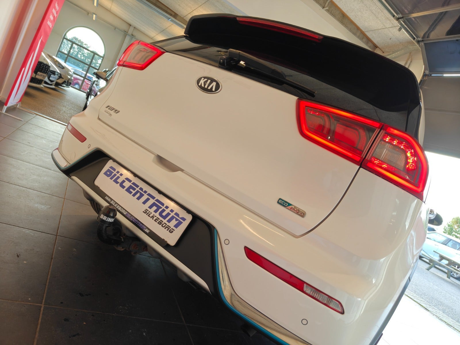 Hvid Kia Niro fra 2019