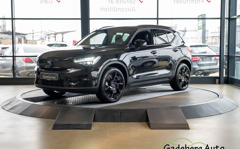 Volvo EX40 Extended Range Ultra Black Edition
