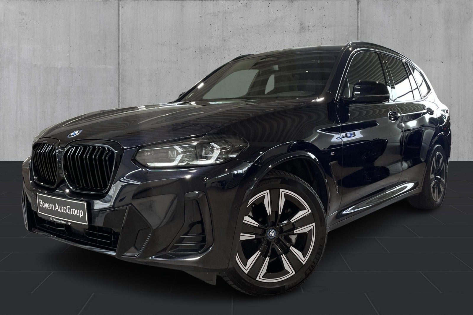 BMW iX3 Charged M-Sport