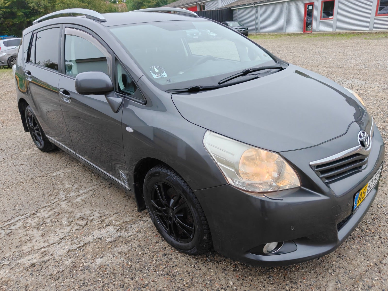 undefined Toyota Sportsvan fra 2011