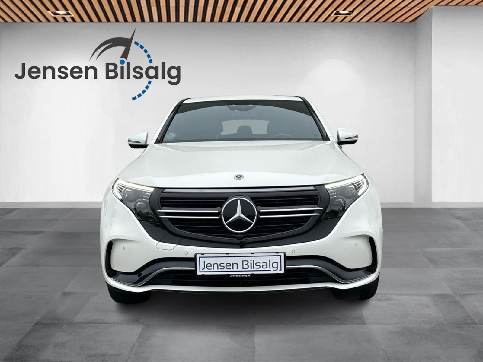 Grøn Mercedes EQC400 fra 2021