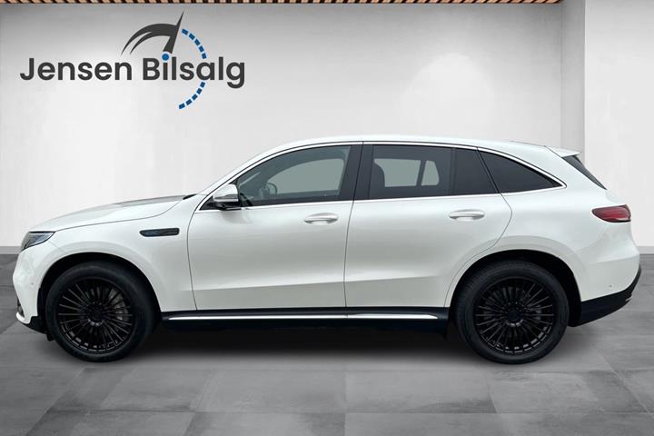 Grøn Mercedes EQC400 fra 2021