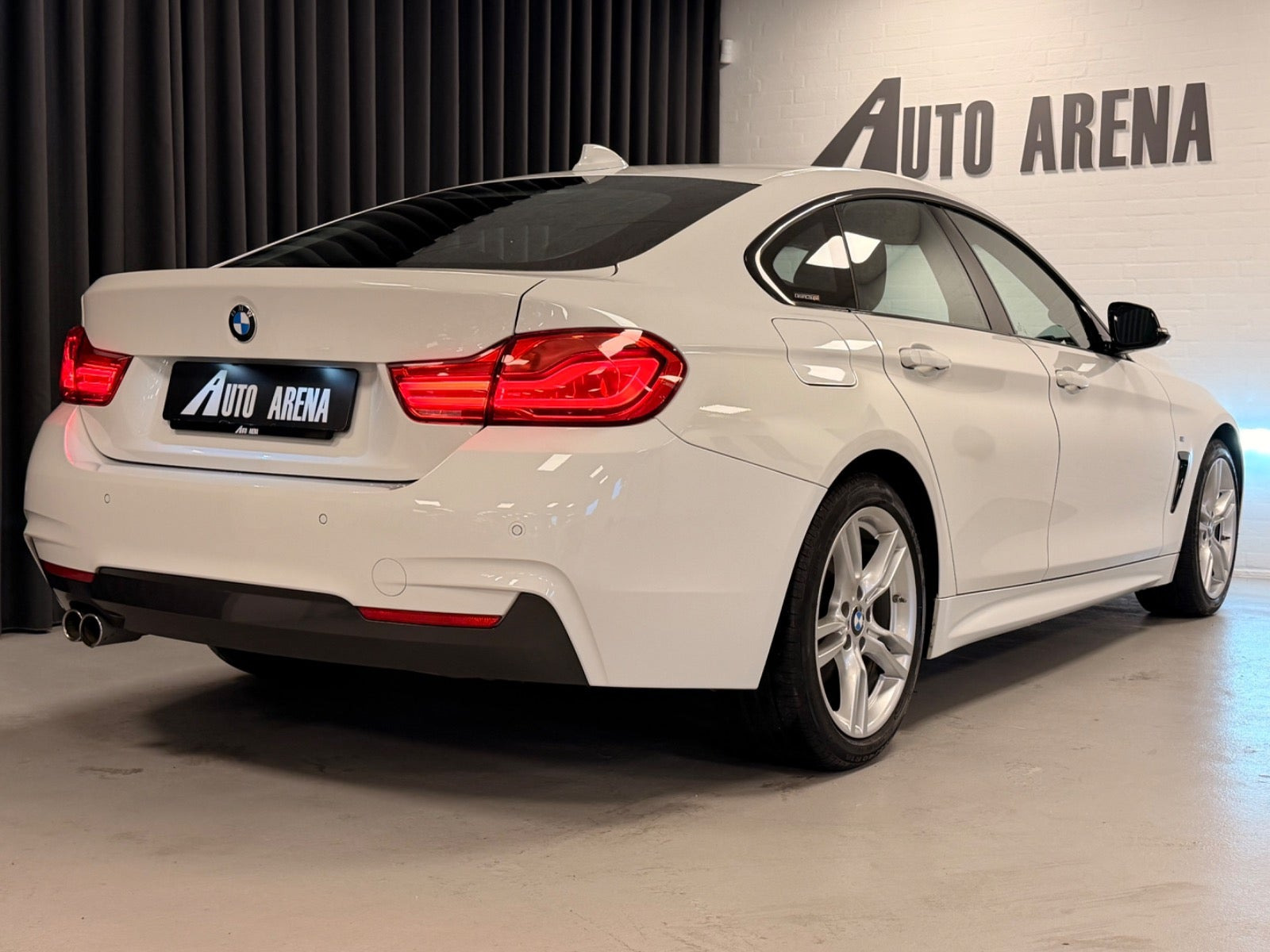 Hvid BMW 420i fra 2019