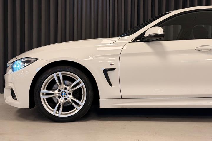 Hvid BMW 420i fra 2019