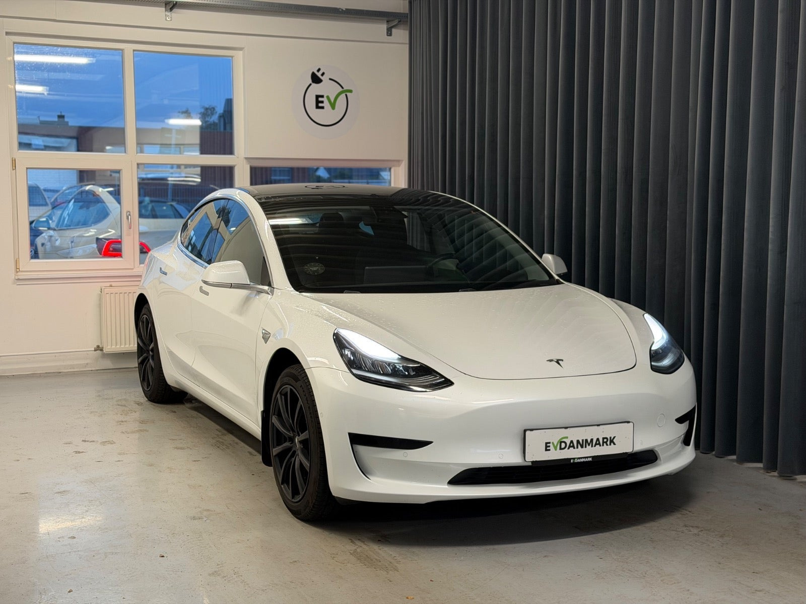 Tesla Model 3 Standard Range+ RWD
