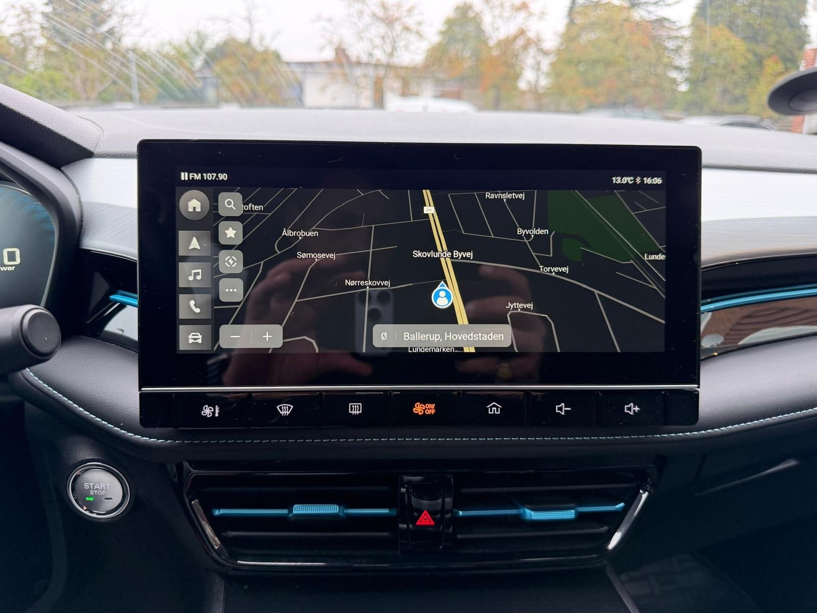 Sort MG MG5 fra 2022
