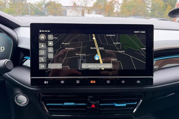 Sort MG MG5 fra 2022