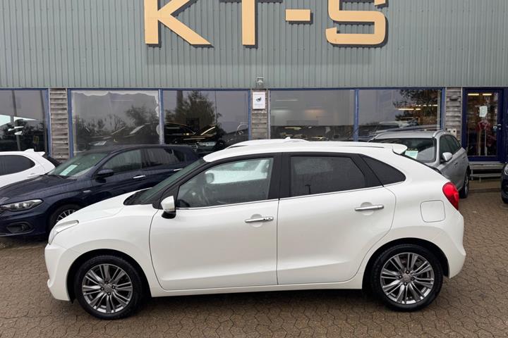 Hvid Suzuki Baleno fra 2016