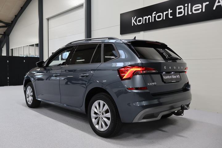 Grå Skoda Kamiq fra 2022