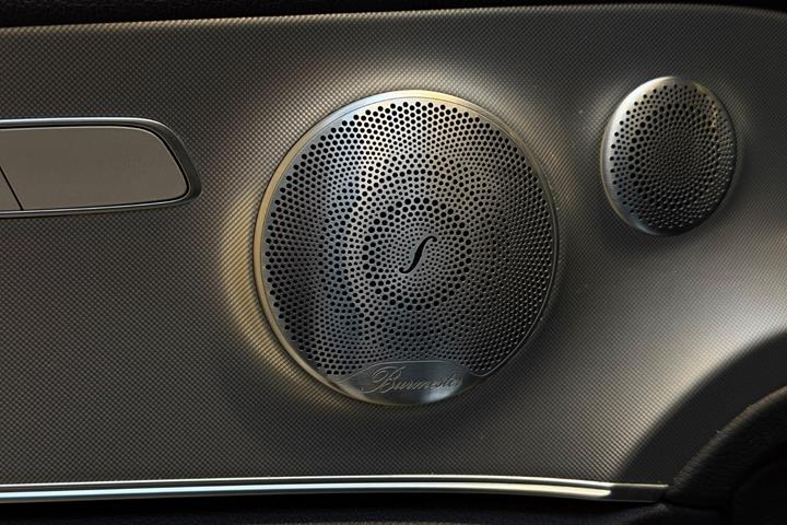 Sort Mercedes E300 fra 2018