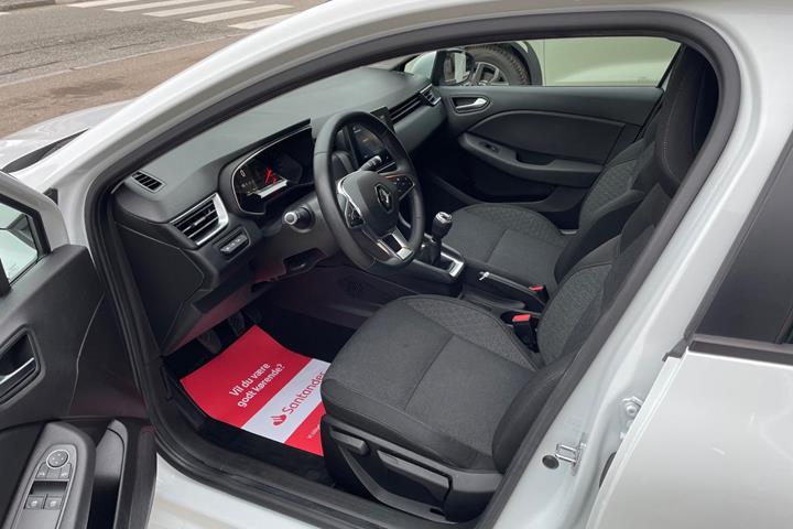 Hvid Renault Clio V fra 2020