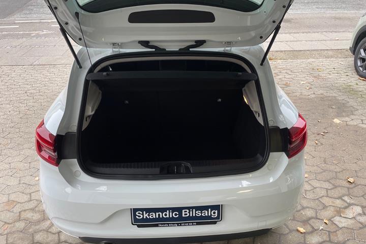 Hvid Renault Clio V fra 2020