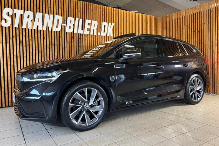 Sort Skoda Enyaq fra 2023