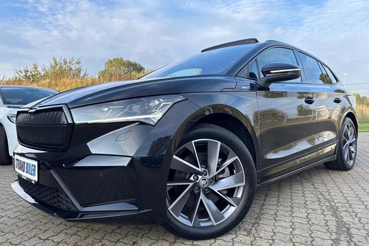 Sort Skoda Enyaq fra 2023