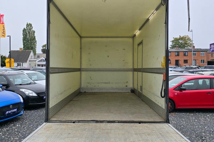 Hvid Iveco Daily fra 2020
