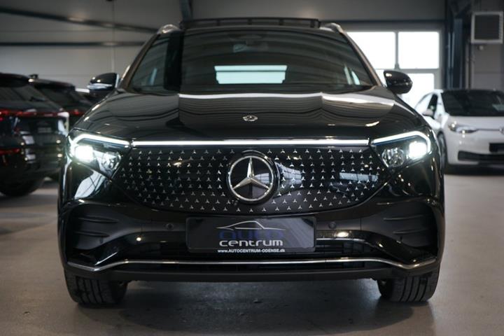 Sort Mercedes EQA250+ fra 2025