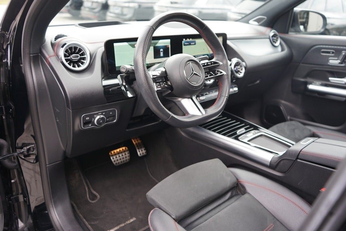 Sort Mercedes EQA250+ fra 2025