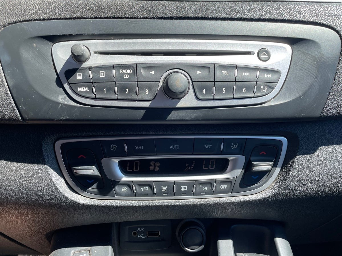 Sort Renault Grand Scenic III fra 2011