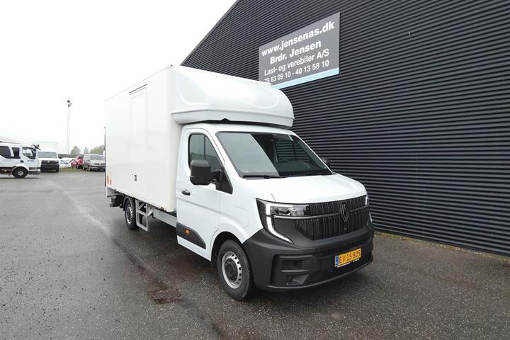 Hvid Renault Master V T35 fra 2026