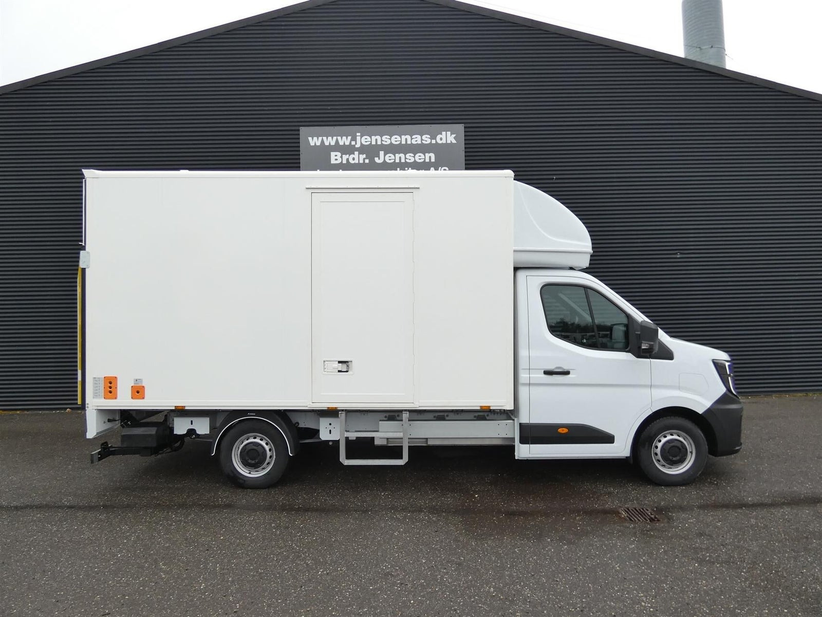 Hvid Renault Master V T35 fra 2026
