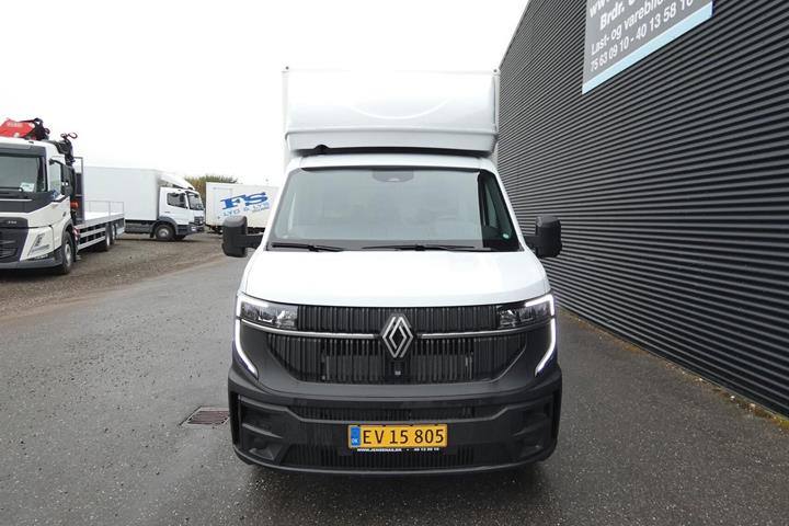 Hvid Renault Master V T35 fra 2026