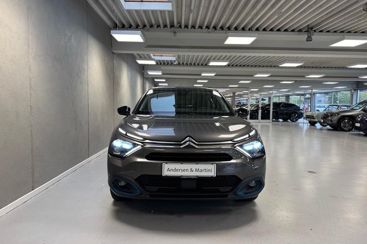 Grå Citroën ë-C4 fra 2022