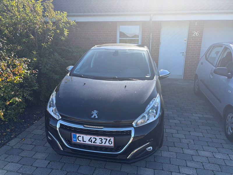 undefined Peugeot 208 fra 2019