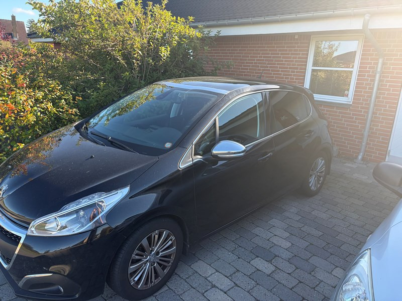 undefined Peugeot 208 fra 2019