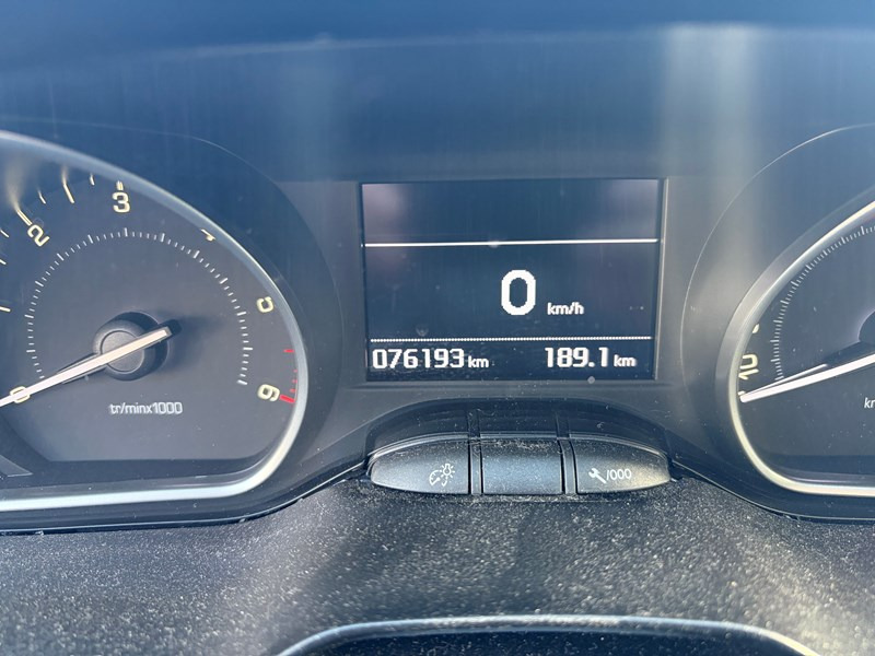 undefined Peugeot 208 fra 2019