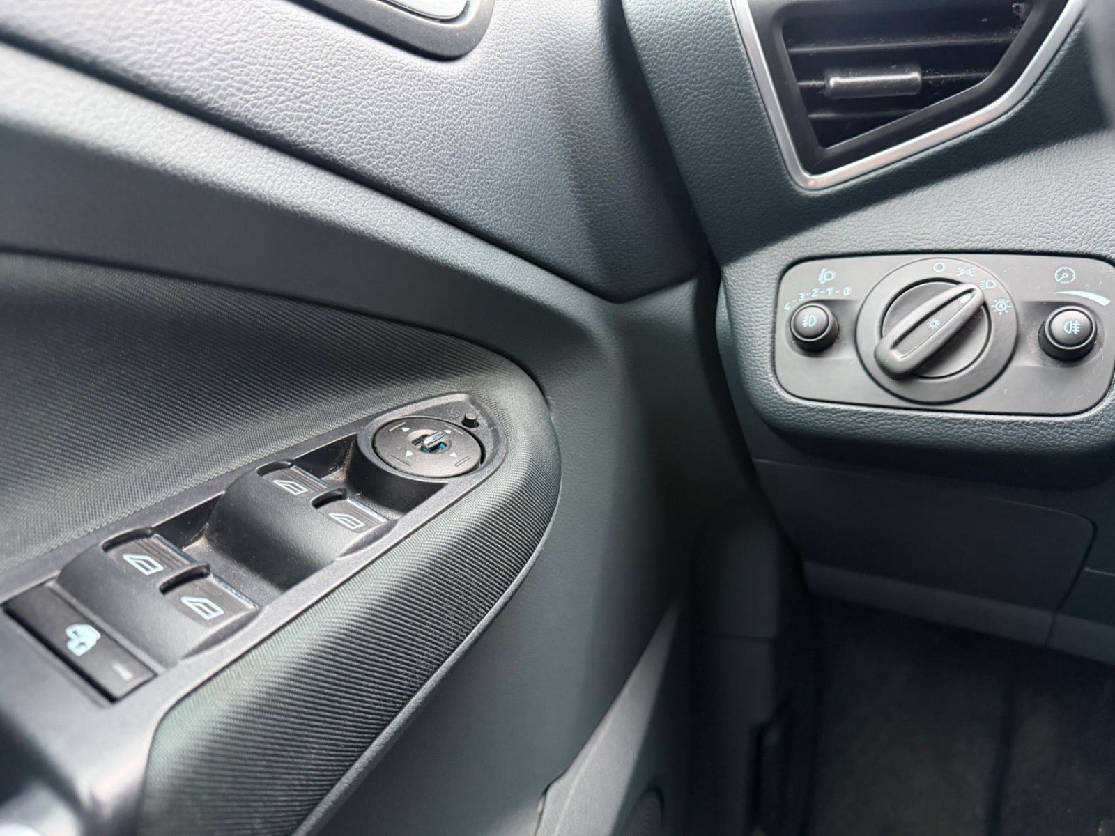 undefined Ford Grand C-Max fra 2011