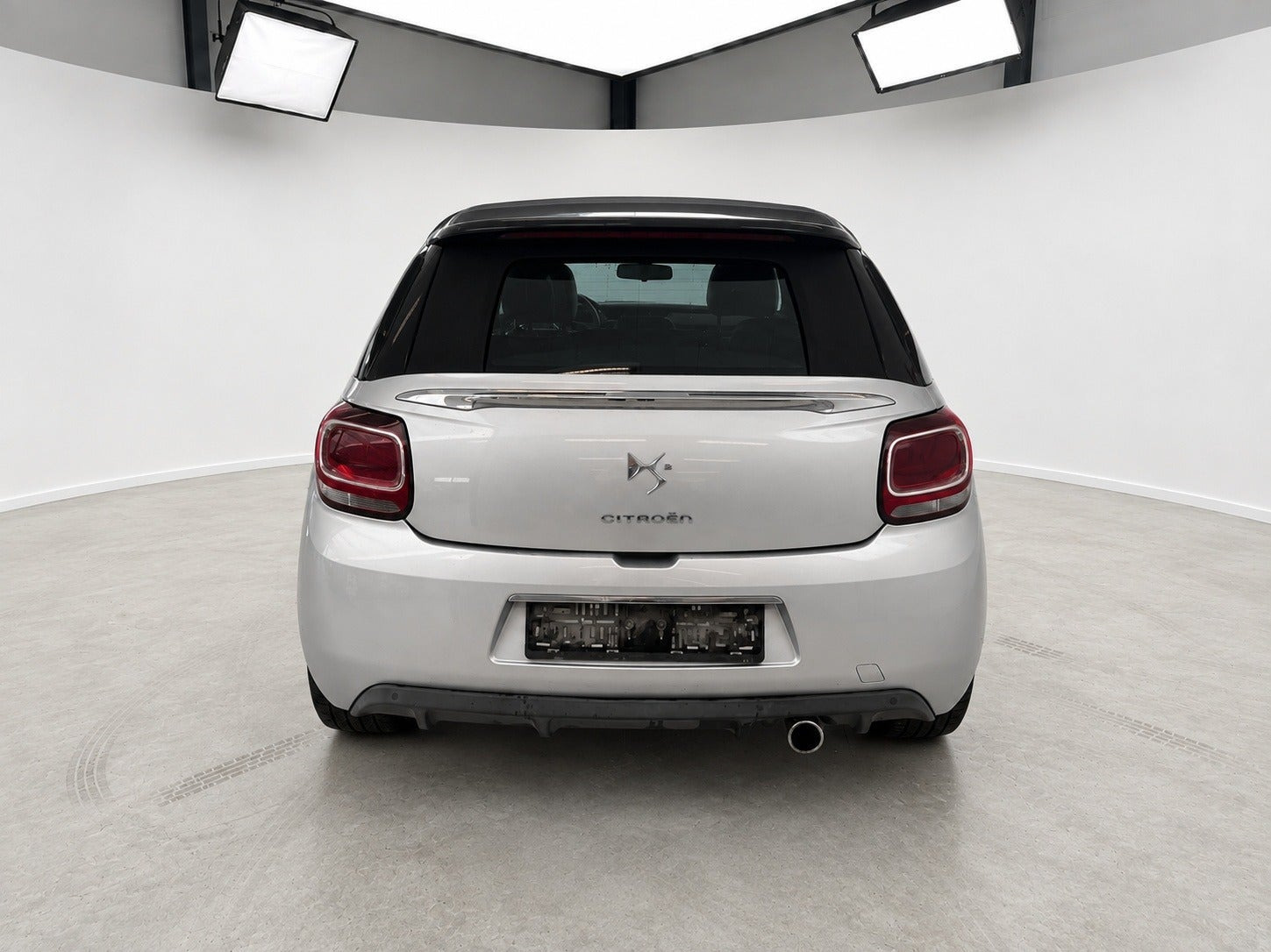Grå Citroën DS3 fra 2013