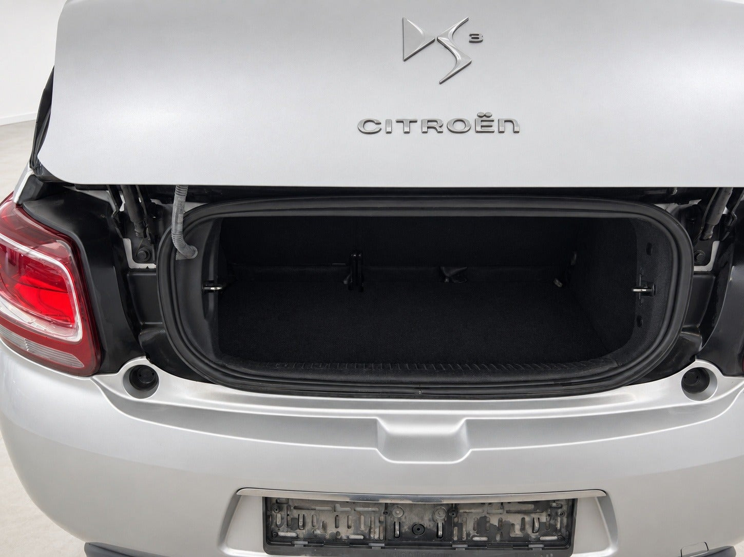 Grå Citroën DS3 fra 2013