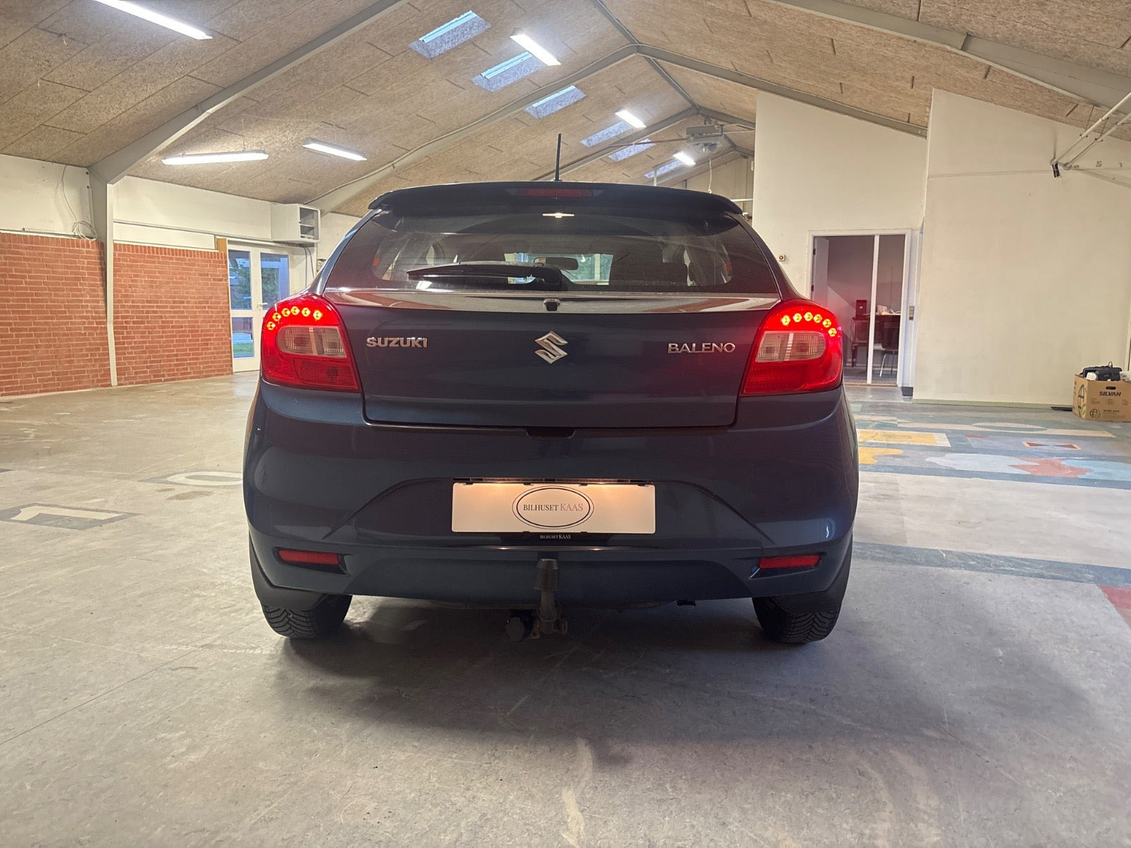 Blå Suzuki Baleno fra 2016