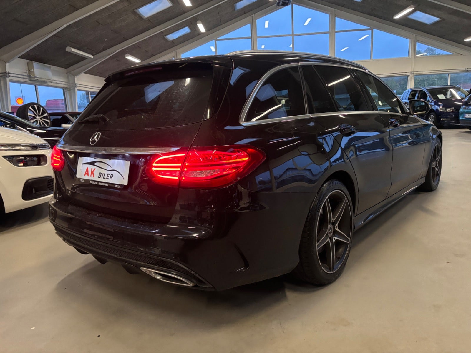 Sort Mercedes C220 d fra 2018