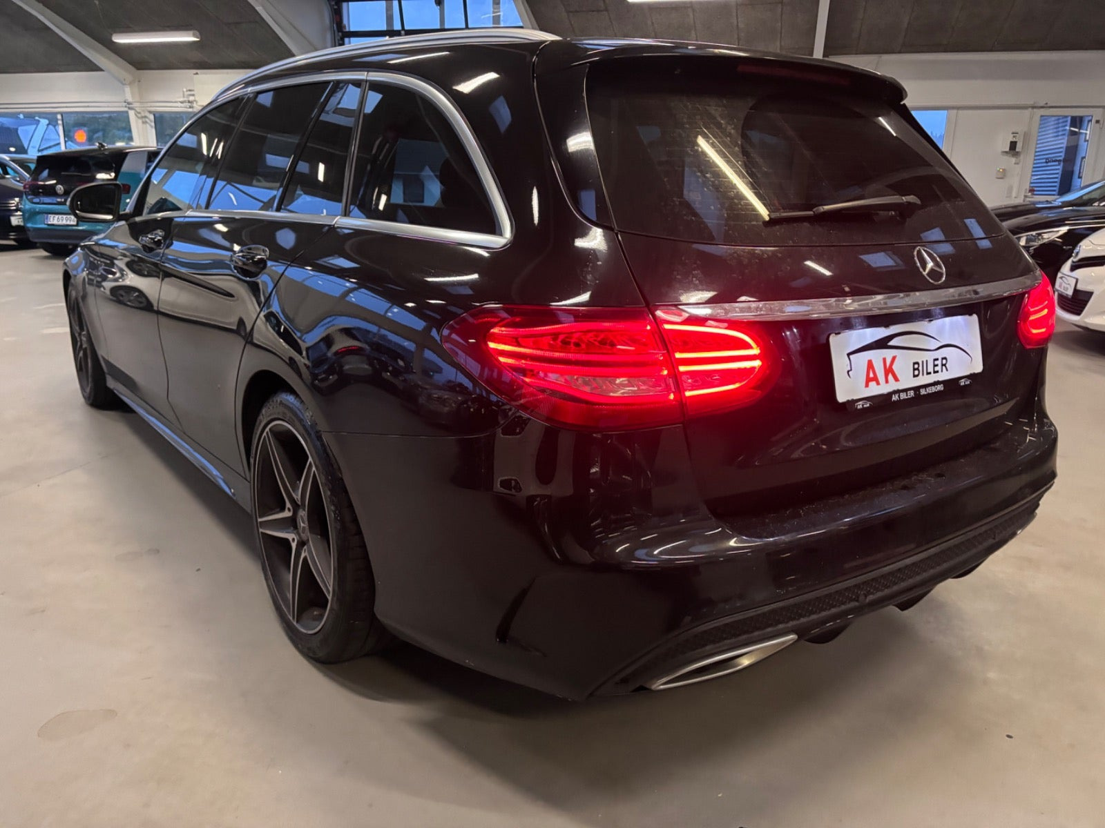 Sort Mercedes C220 d fra 2018