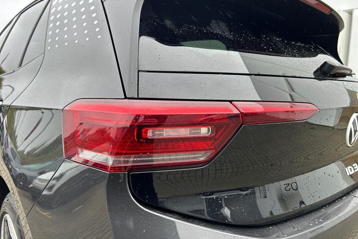 Grå VW ID.3 fra 2021