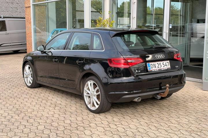 Sort Audi A3 fra 2014