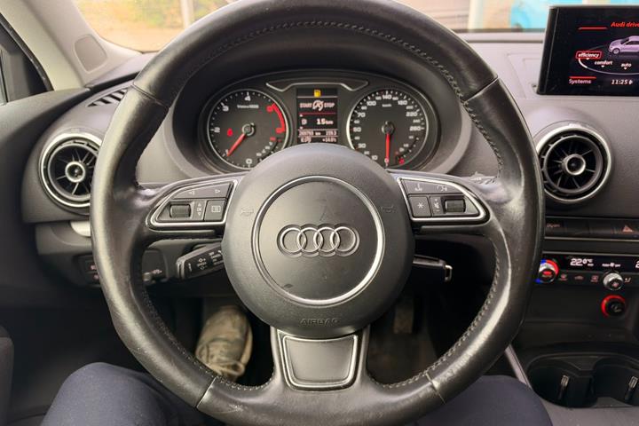 Sort Audi A3 fra 2014