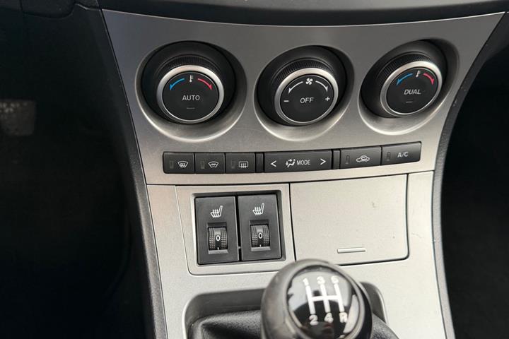 undefined Mazda 3 fra 2011