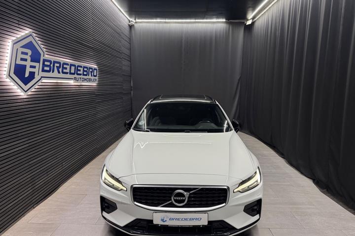 Hvid Volvo V60 fra 2019