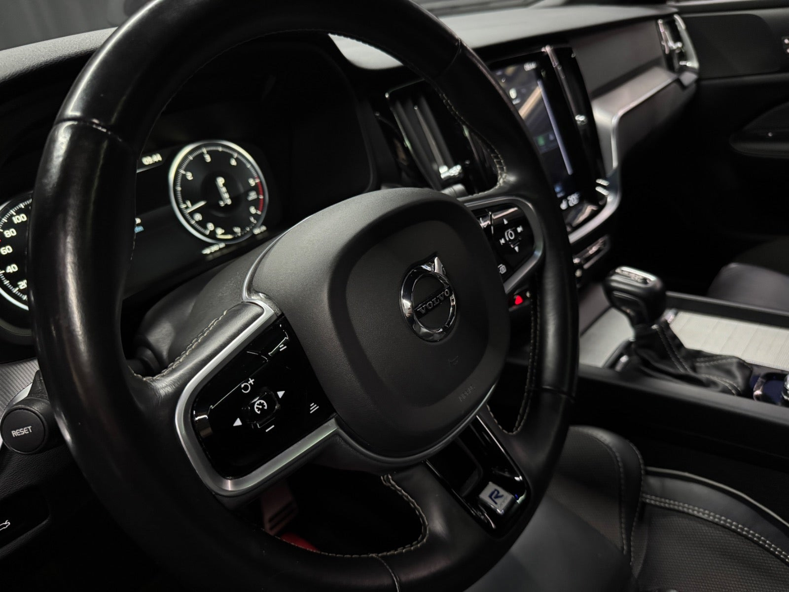 Hvid Volvo V60 fra 2019