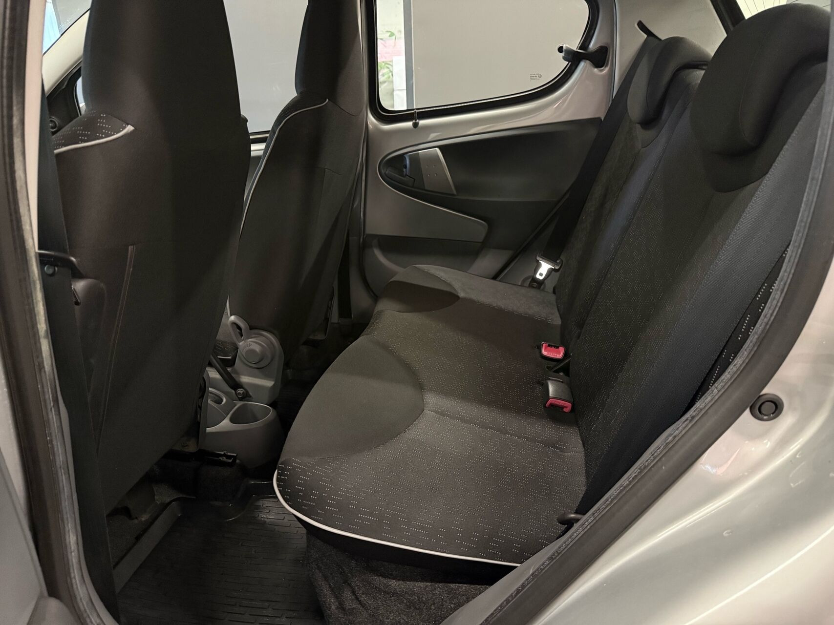 undefined Peugeot 107 fra 2010