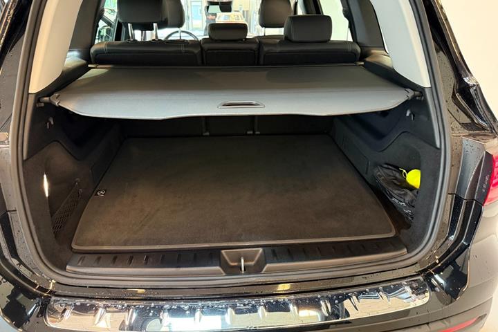 undefined Mercedes EQB300 fra 2024