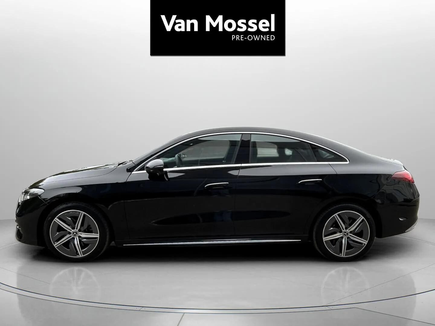 Sort Mercedes CLA250+ fra 2026