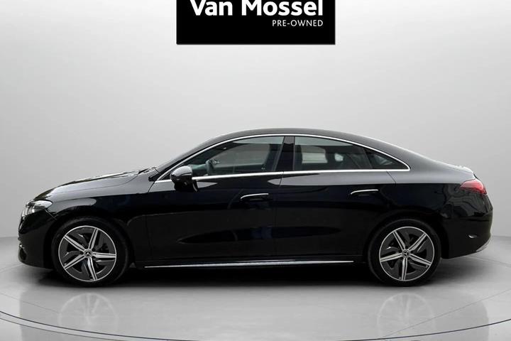 Sort Mercedes CLA250+ fra 2026